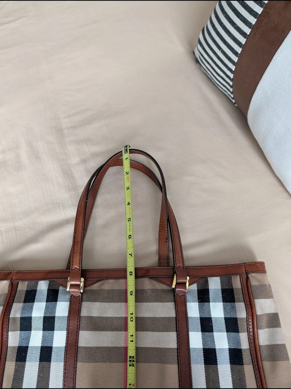 Burberry House Check Canvas & Brown Leather Tote Bag - Picture 14 of 15